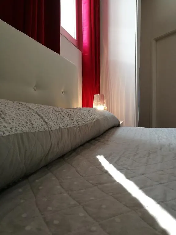 Residenza Piazza Dei Martiri 8 Διαμέρισμα Μπολόνια